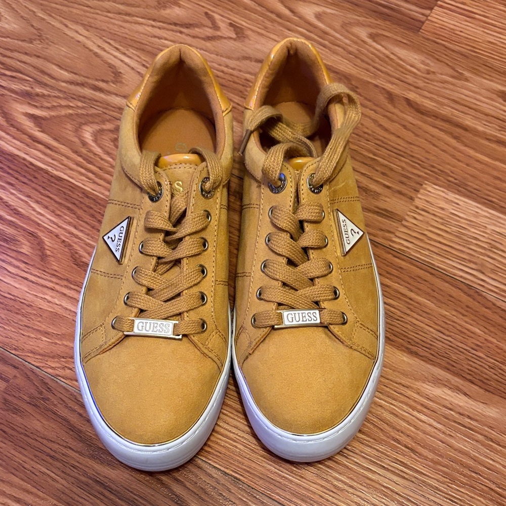 GUESS Woments Suede and Leather Mustard Coloured Sneakers